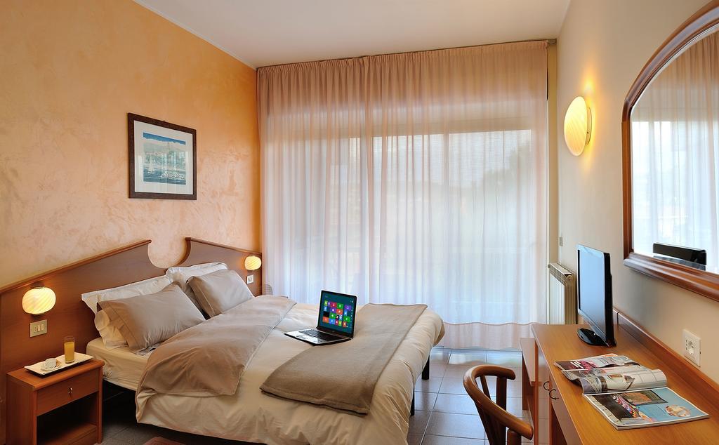Corallo Wellness Hotel Diano Marina Luaran gambar